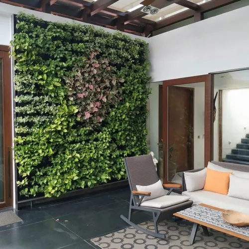 artificial-vertical-garden-500×500-1.webp