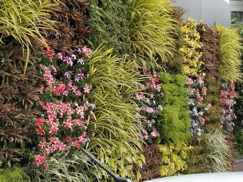 vertical-natural-garden-500×500-1-1.webp